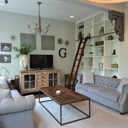 Penthouse Level, Stunning Wrigley Stay شيكاغو المظهر الخارجي الصورة