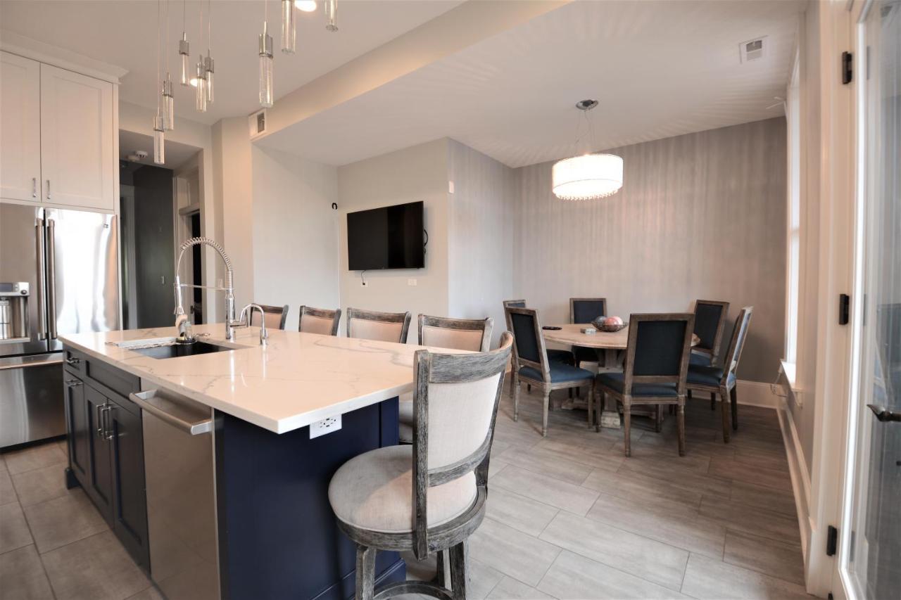 Penthouse Level, Stunning Wrigley Stay شيكاغو المظهر الخارجي الصورة